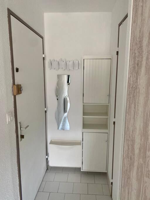 Joli Studio A 200 M De La Plage Dans La Marina Sete