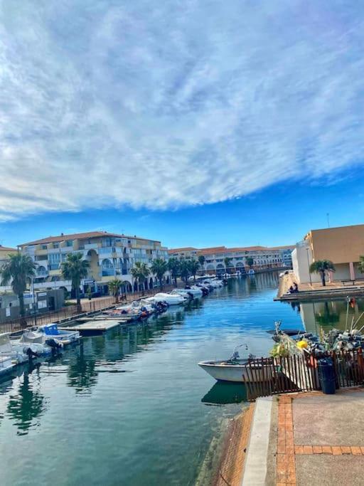 Joli Studio A 200 M De La Plage Dans La Marina Apartment *