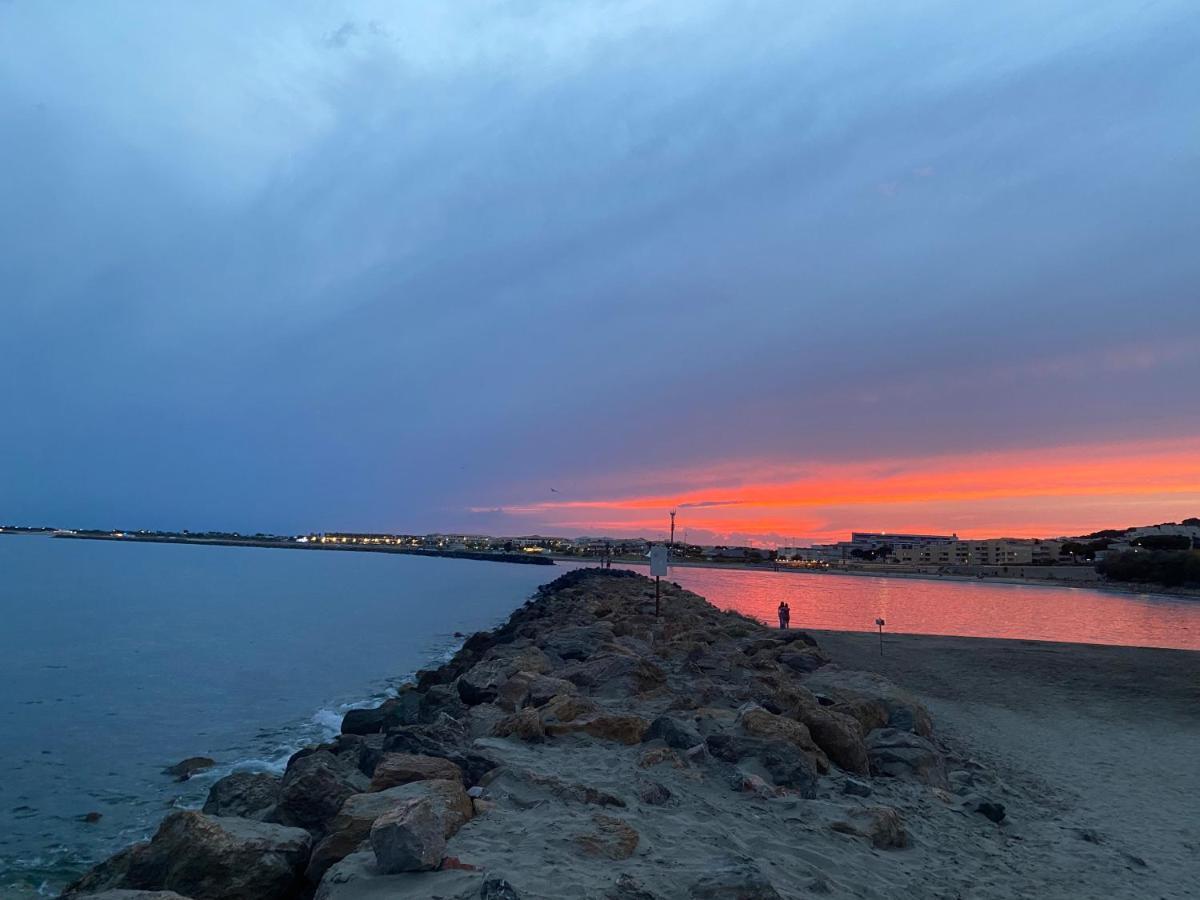 Joli Studio A 200 M De La Plage Dans La Marina *